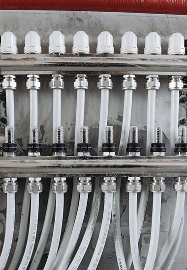 Leak detection and auto shut-off valve